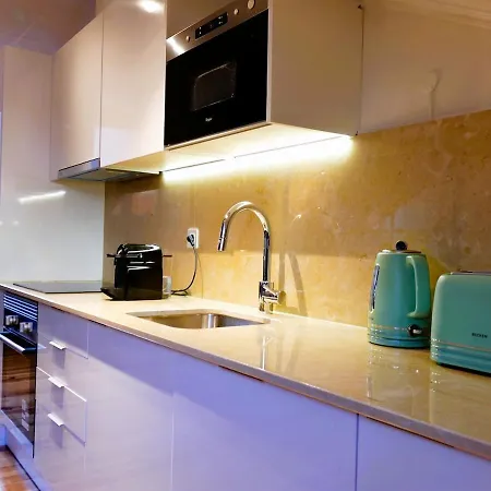 Daire Unique Design Loft At Intendente 2 Bedroom Ac Wifi Lisboa