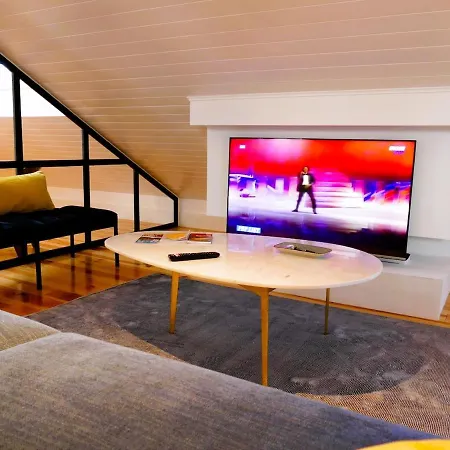 Unique Design Loft At Intendente 2 Bedroom Ac Wifi Daire *