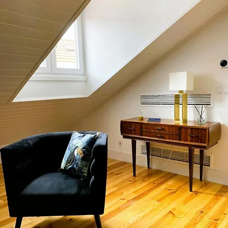 Daire Unique Design Loft At Intendente 2 Bedroom Ac Wifi