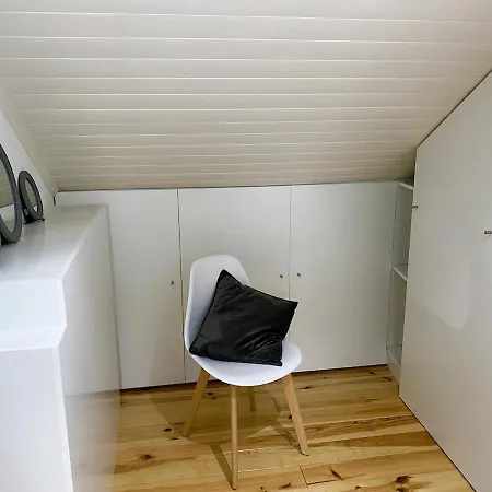 Daire Unique Design Loft At Intendente 2 Bedroom Ac Wifi