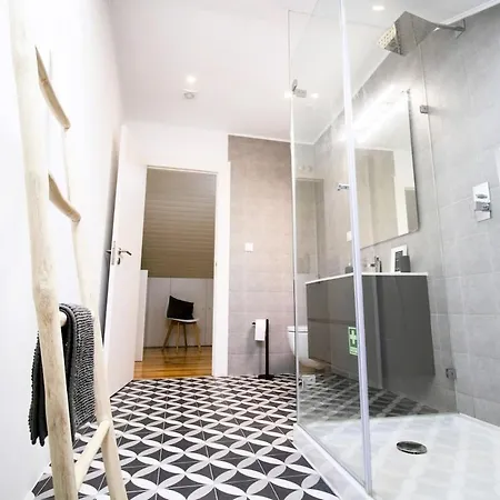 Unique Design Loft At Intendente 2 Bedroom Ac Wifi *